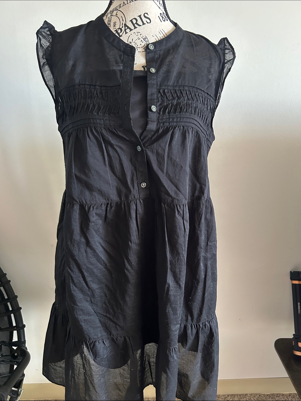Uniqlo Black Sleeveless Smocked Midi Dress